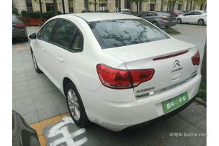 6.90萬 白色2016款三廂1.6l手動雙燃料版cng 世嘉二手車 淘車